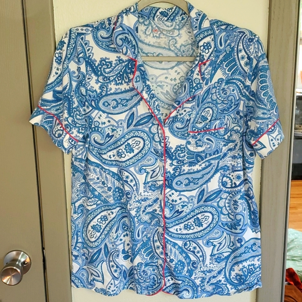 Medium size Liz Claiborne sleeping set